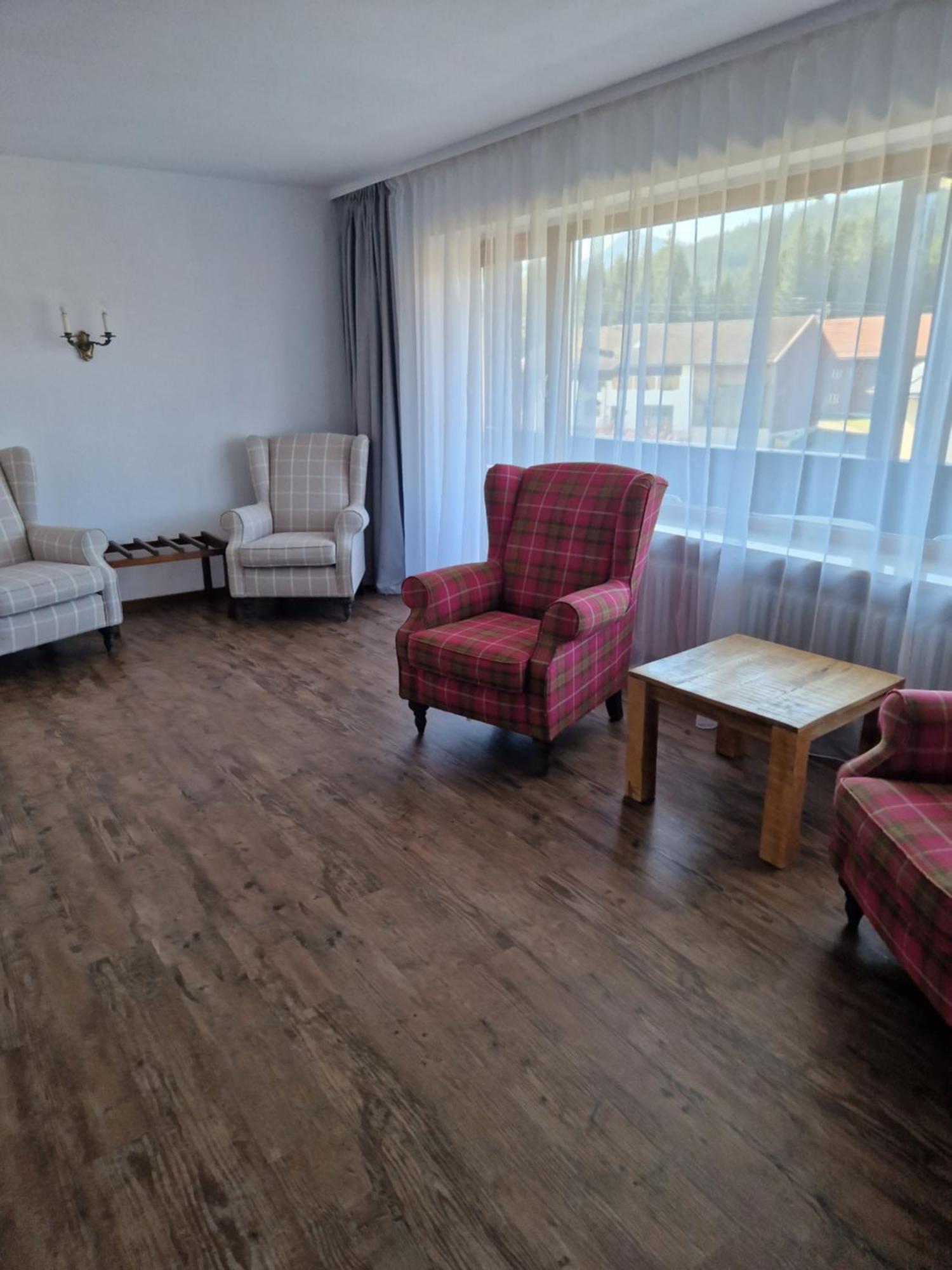 Hotel Waldhorn ユングホルツ エクステリア 写真